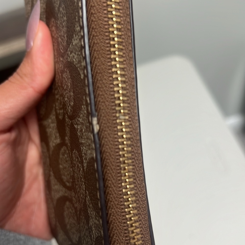 Coach wristlet - Picture 6 of 6